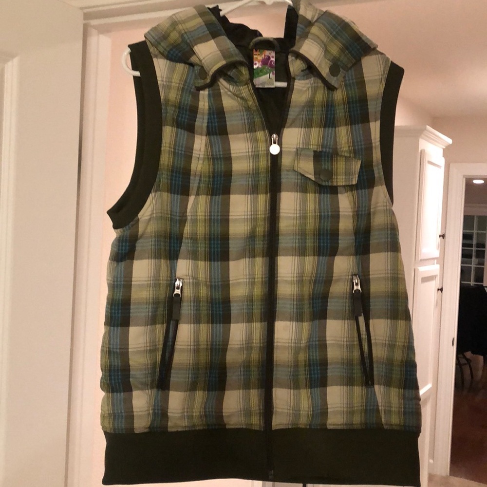 Burton vest size large “dry ride”